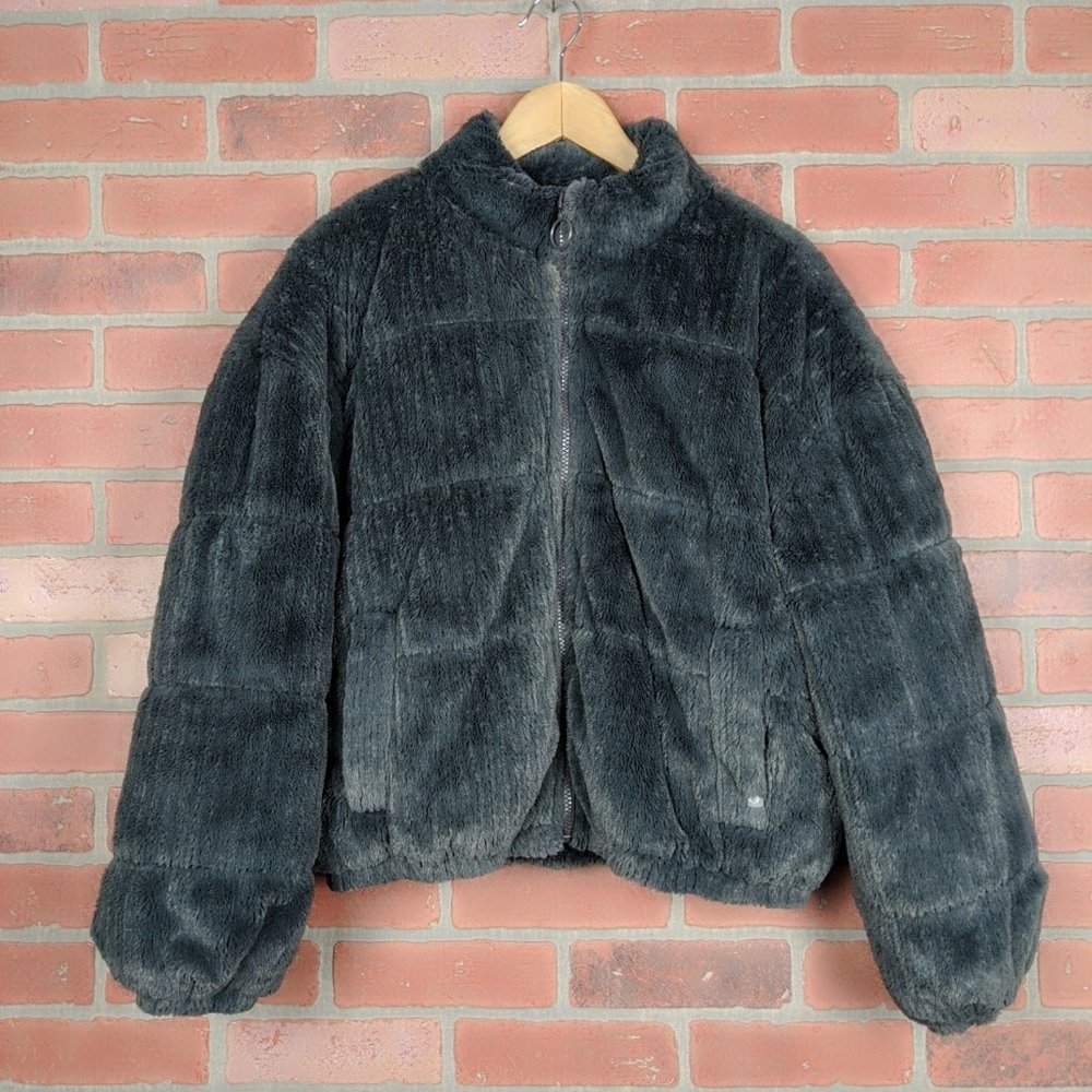 The American Outdoorsman For Women Faux Fur Jacket